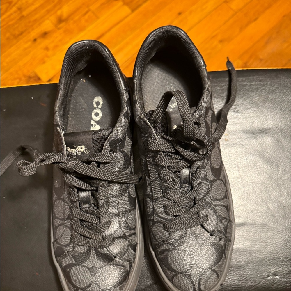 Coach signature sneakers size US 8 men